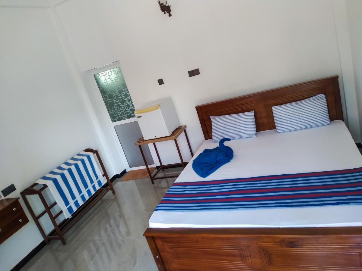 River Side Holiday Inn Weligama Ngoại thất bức ảnh