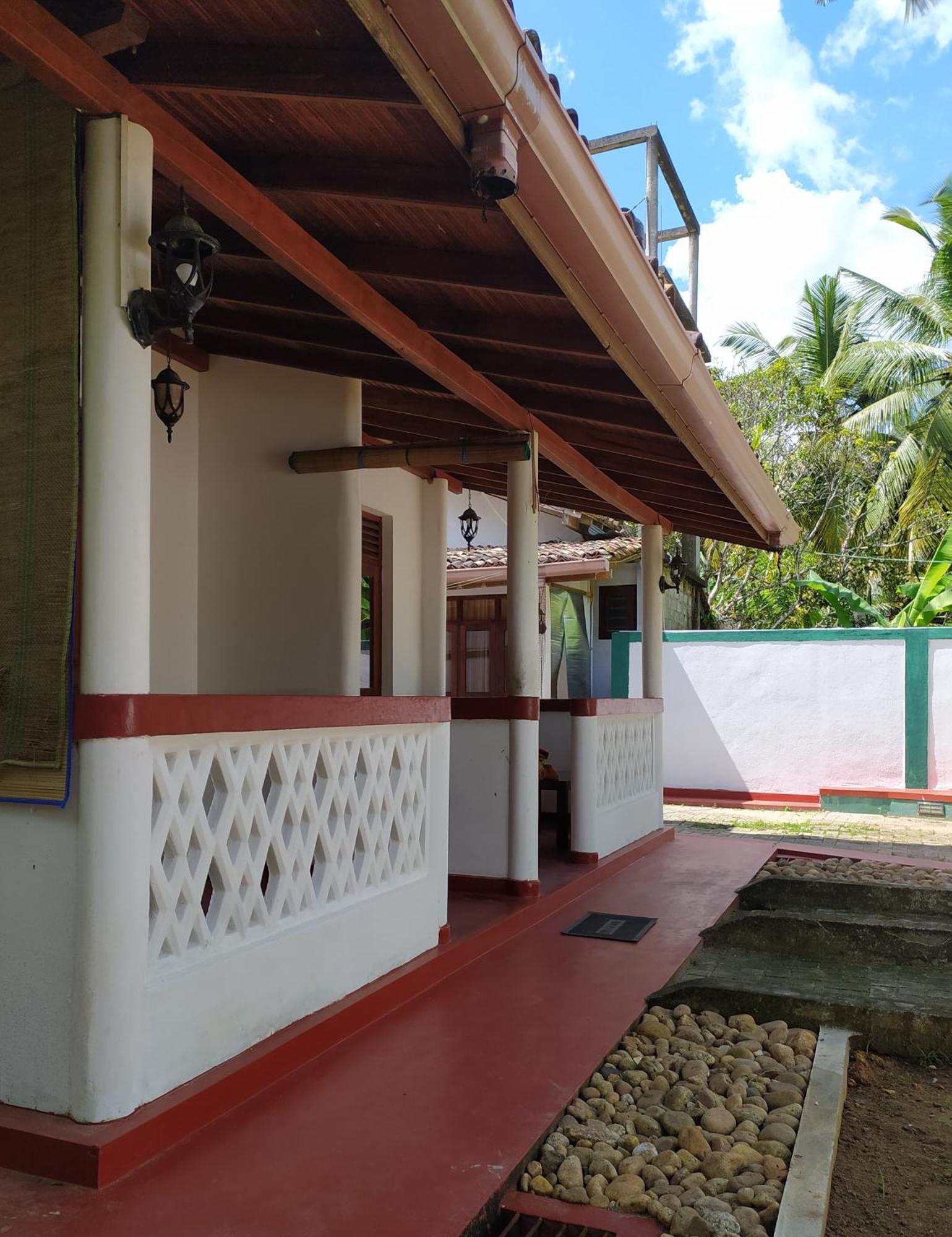 River Side Holiday Inn Weligama Ngoại thất bức ảnh